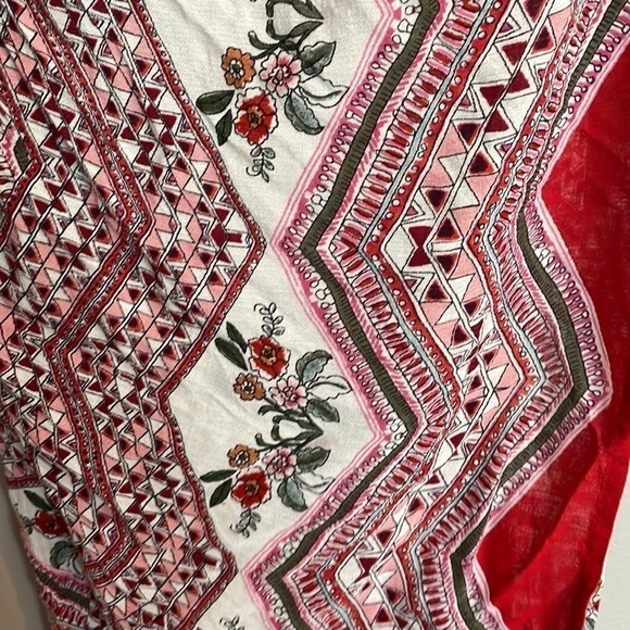 Patrons of Peace M floral kimono - Picture 4 of 9